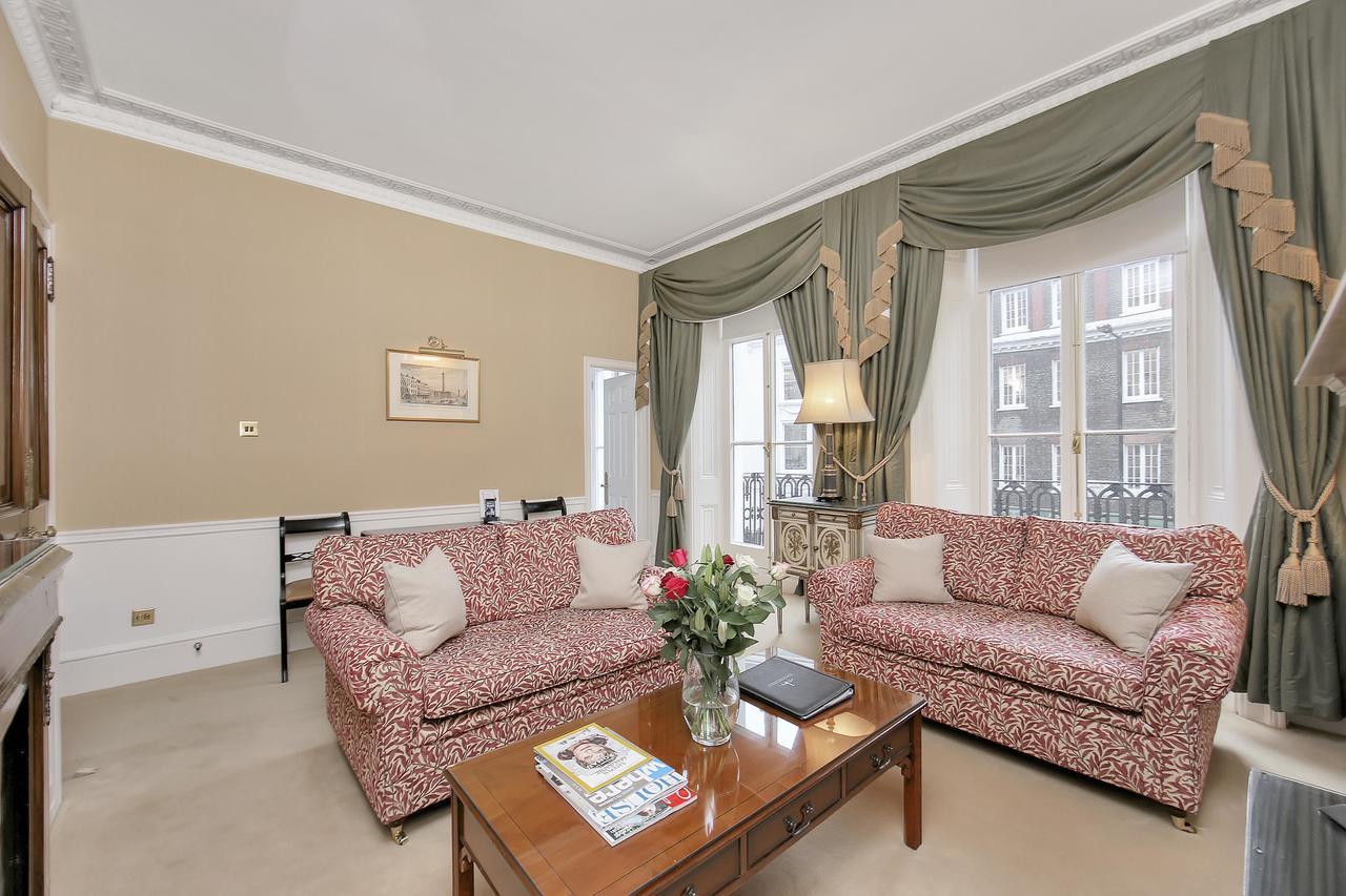 Апартаменты 10 Curzon Street By Mansley Лондон Экстерьер фото