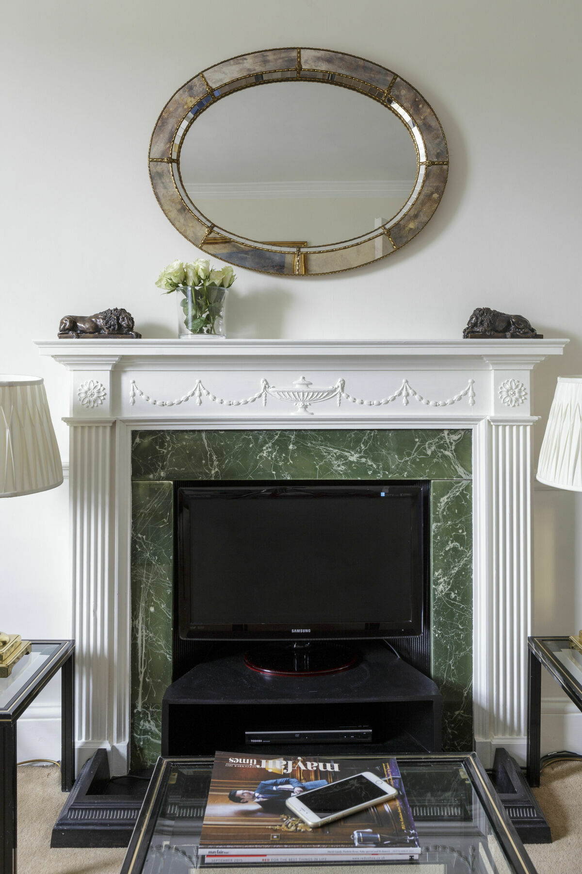 Апартаменты 10 Curzon Street By Mansley Лондон Интерьер фото